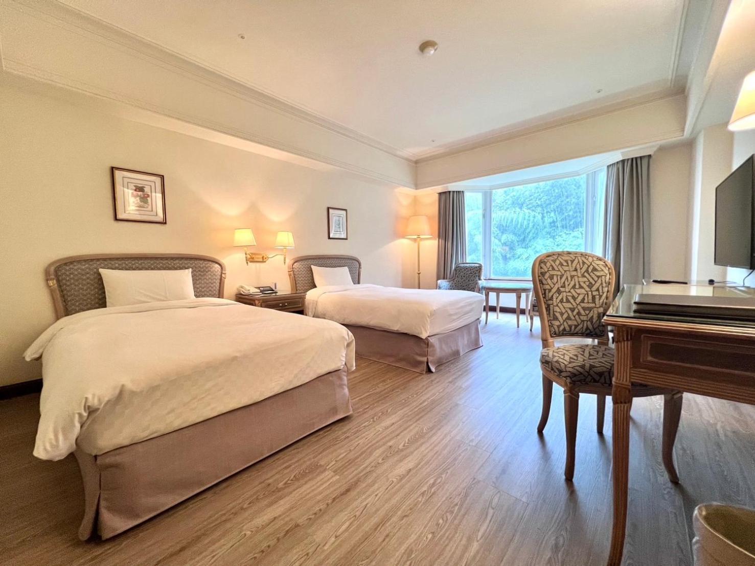 Le Midi Hotel Chitou Лугу Экстерьер фото