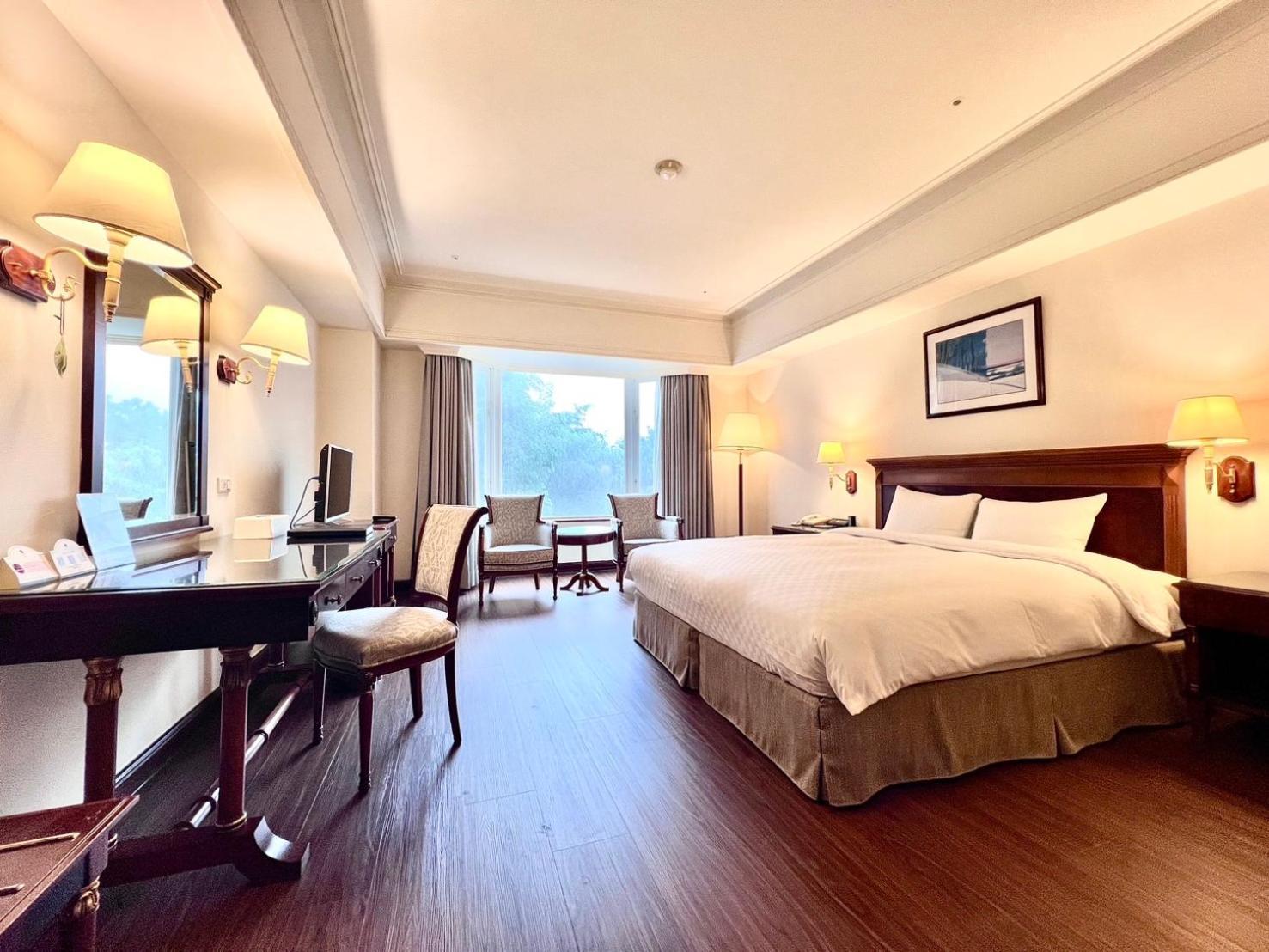 Le Midi Hotel Chitou Лугу Экстерьер фото