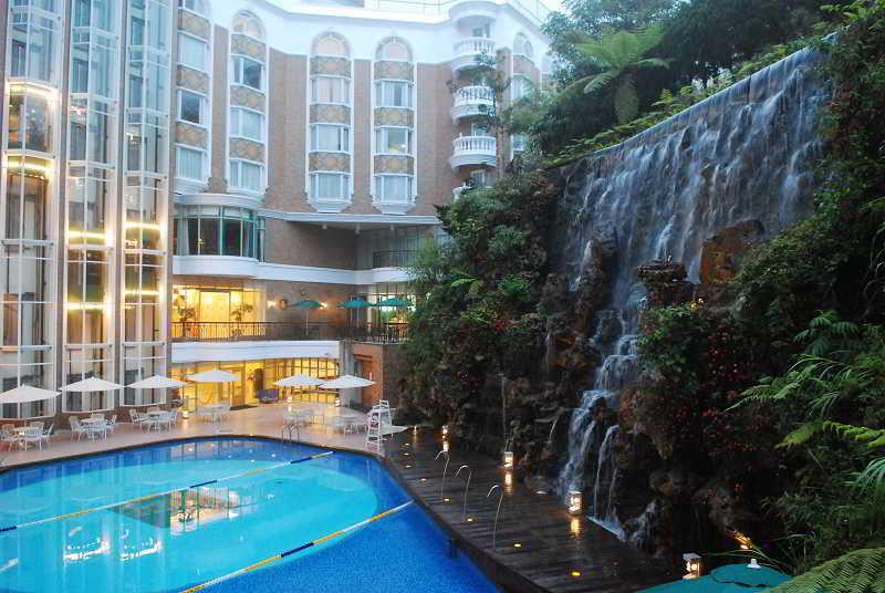 Le Midi Hotel Chitou Лугу Экстерьер фото